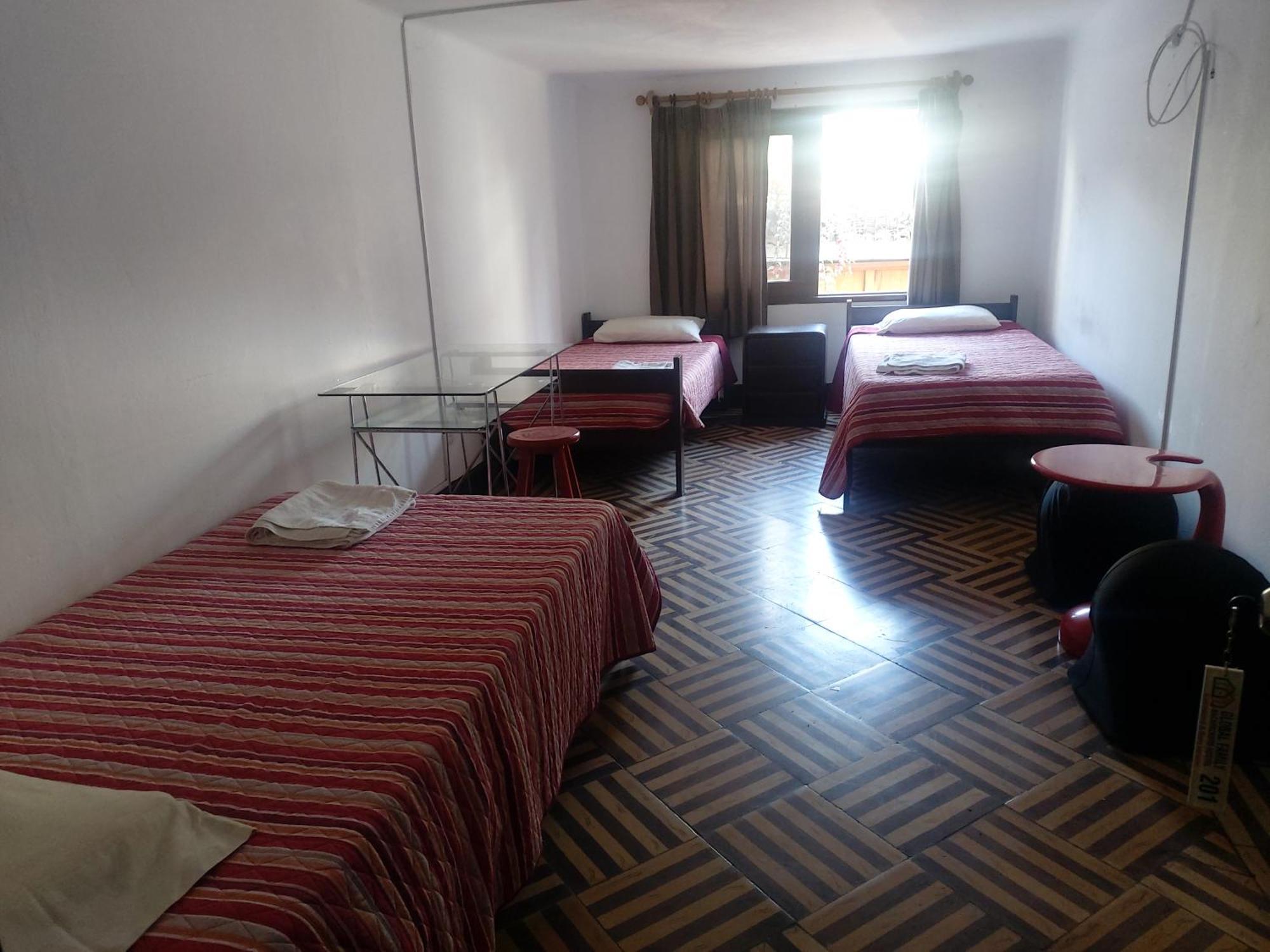 Global Family Backpackers Hostel 利马 外观 照片